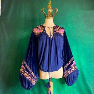 Free people, women’s velvet knit top